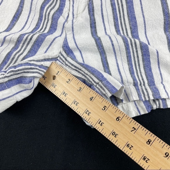 Old Navy Shorts Womens Size 8 White Blue Striped - Picture 7 of 8
